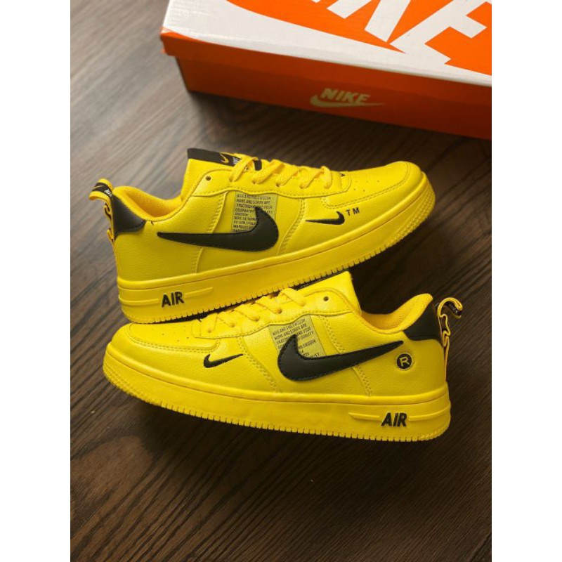 Nike yellow air force 1 07 2025 lv8 utility trainers