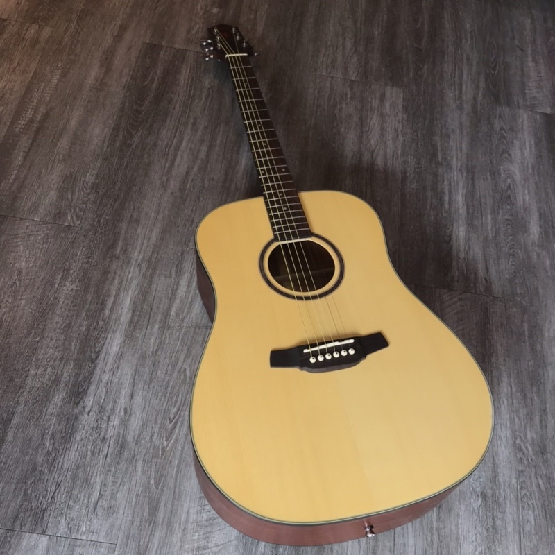 Korean deals acoustic guitar