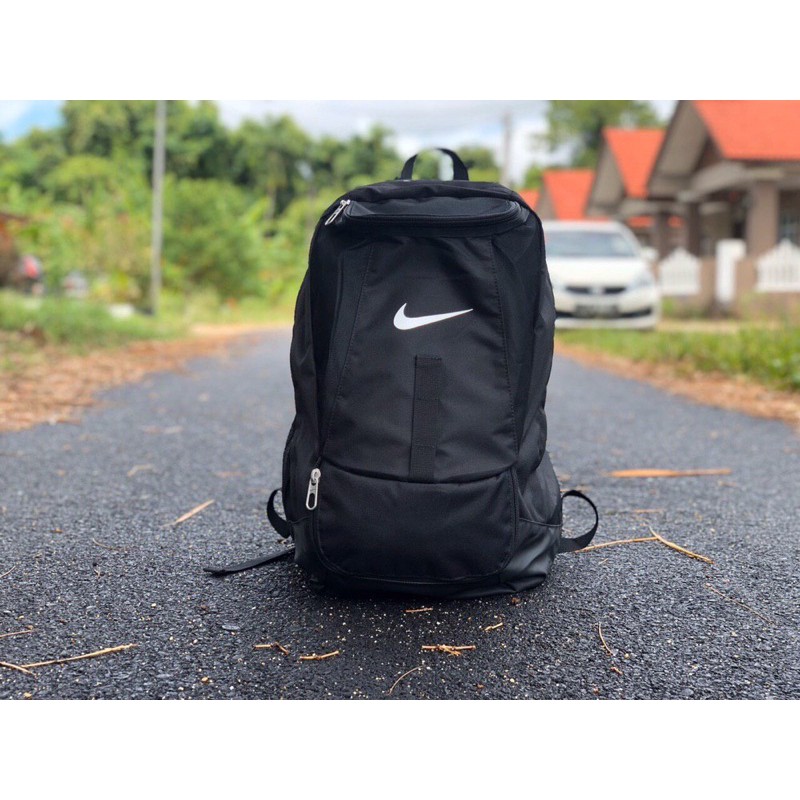 Nike backpack deals with shoe compartment