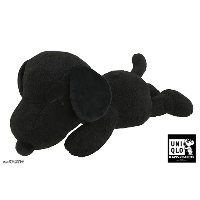 kaws snoopy doll