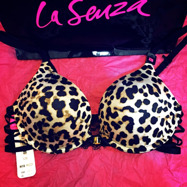 Size 32B La Senza push up bra, Women's Fashion, New Undergarments