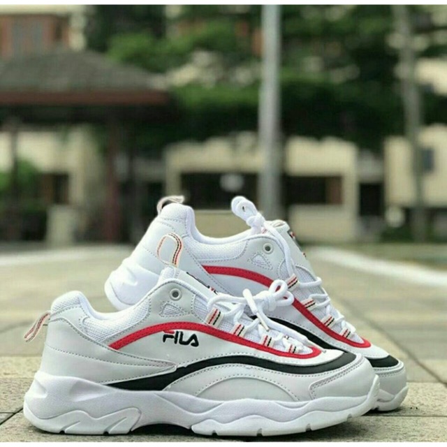 Fila red hot sale line