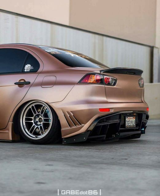 Varis Wide Rear Bumper For Lancer EVO10 body only TAKE NOTE