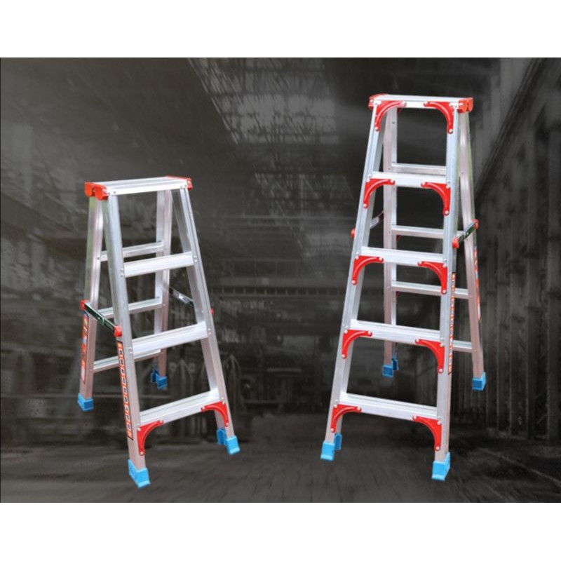 Foldable on sale ladder lowes