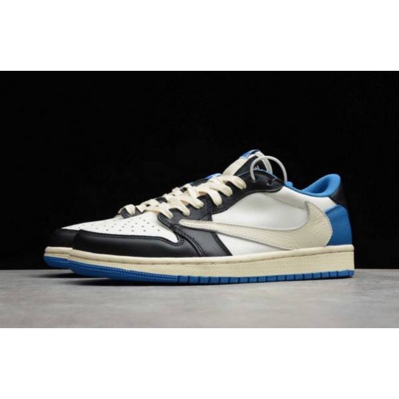 Jordan travis scott on sale harga