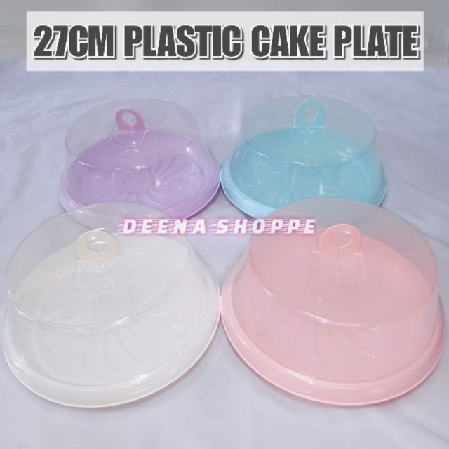 Plastic cake outlet plates with covers