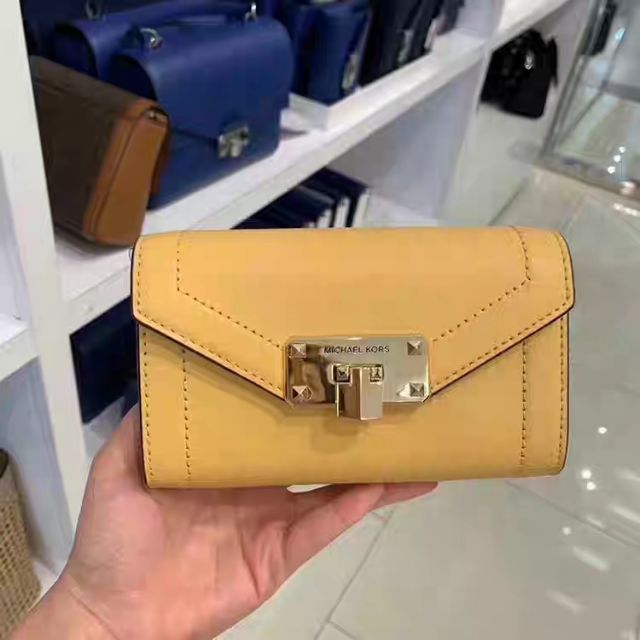 Michael kors daisy clearance bag