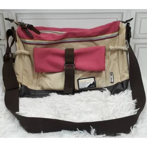 Masterpiece sling clearance bag