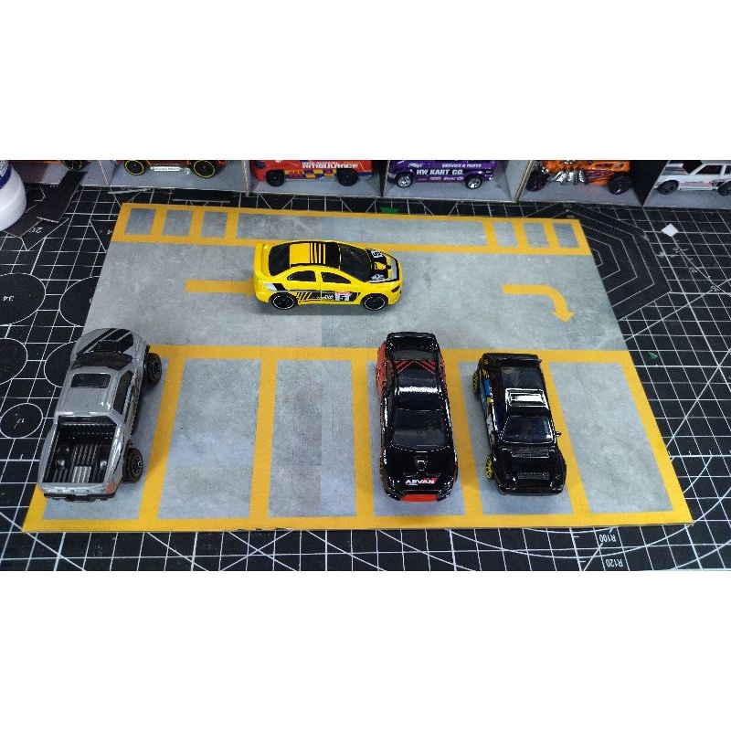 1/64 Scale Parking Lot Diorama Car Park Mouse Pad For Hot Wheels Diecast  Models