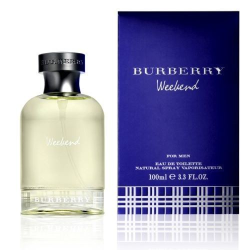 Burberry weekend composition store