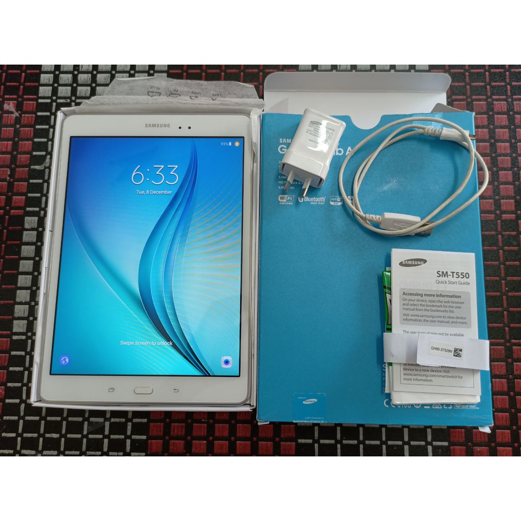 Galaxy Tab A 8GB - Smoky Titanium - (WiFi)