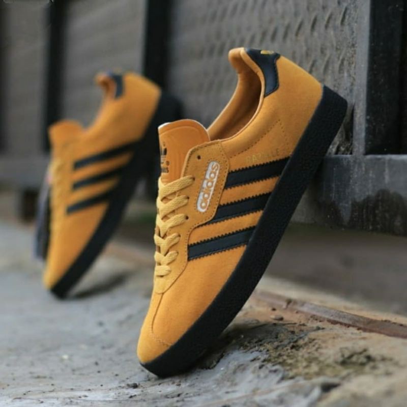 Adidas originals outlet gazelle super yellow