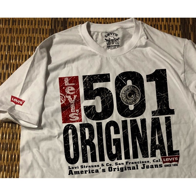 T shirt store levis 501