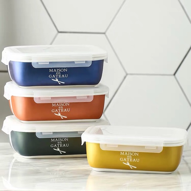 Ceramic food container with dividers