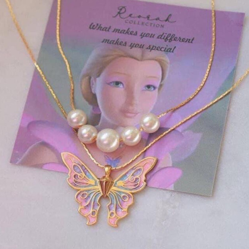 Barbie best sale mariposa necklace