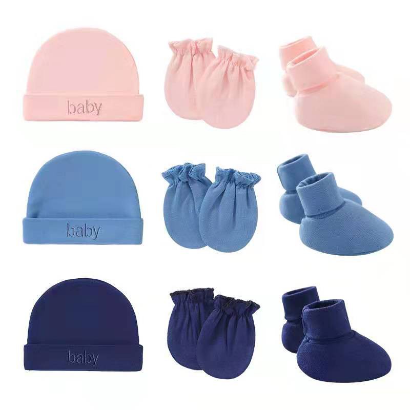 Baby hats best sale and socks