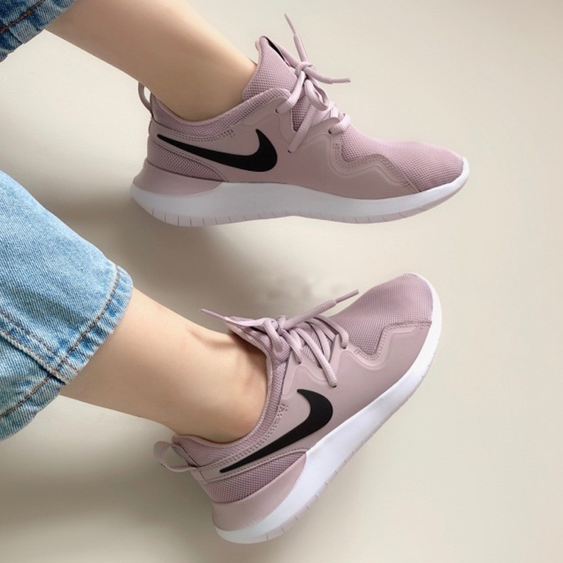 Nike air tessen on sale london