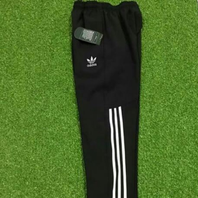 Adidas tracksuit cheap slim fit