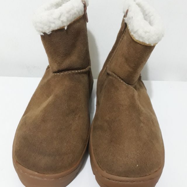 Universal traveller 2024 winter boots