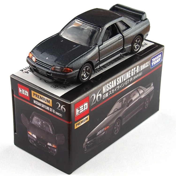 Tomica cheap gtr r32