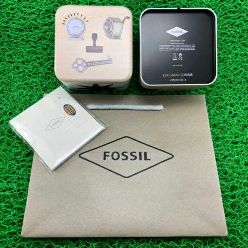 Fossil watch original discount box