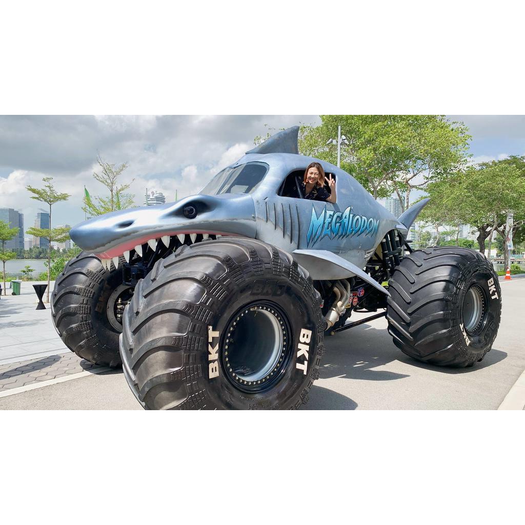 Megalodon monster best sale truck plush