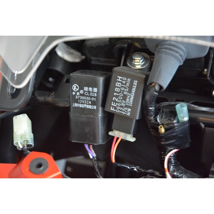 Vulcan Kawasaki Versys 650 small animals X300 USB install special