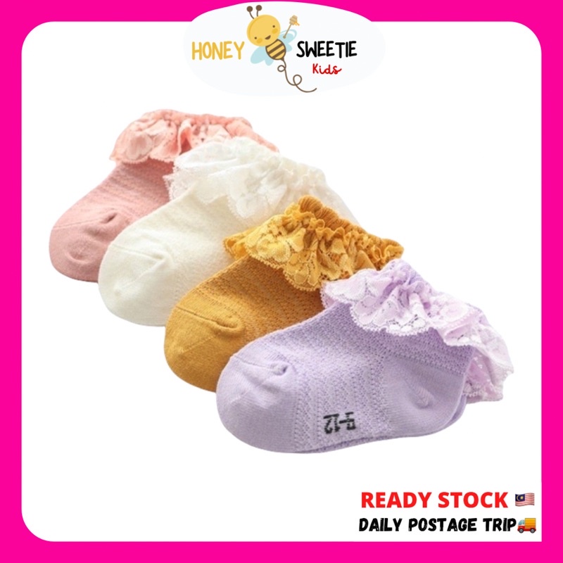 Ruffle deals baby socks