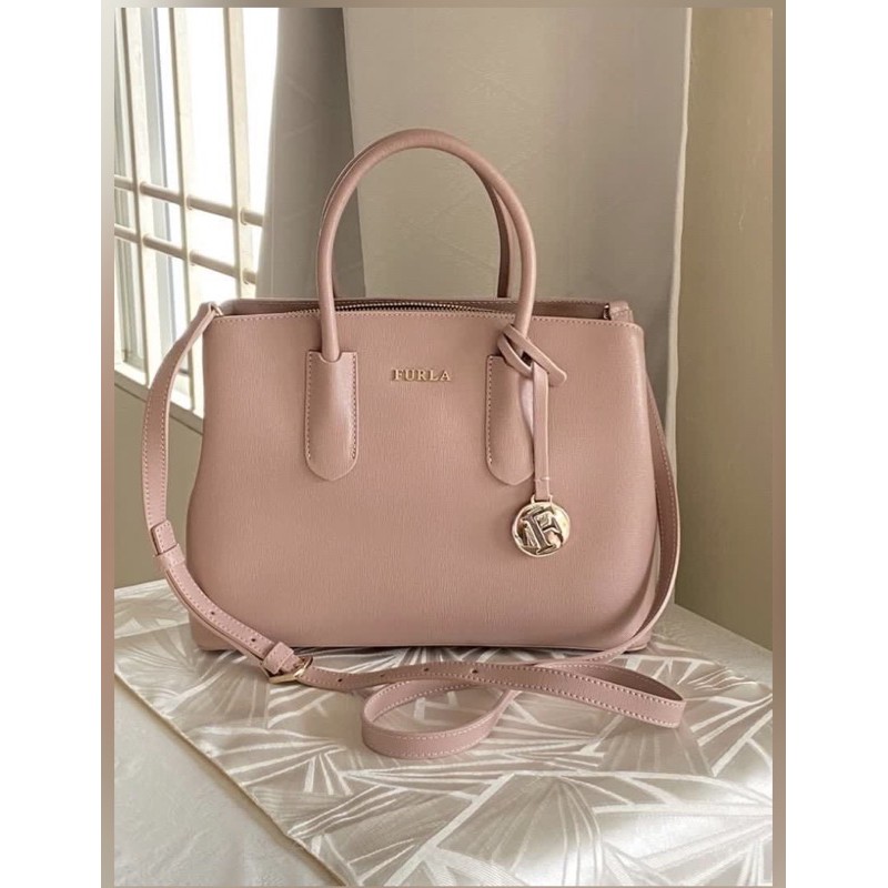 Tessa s online satchel