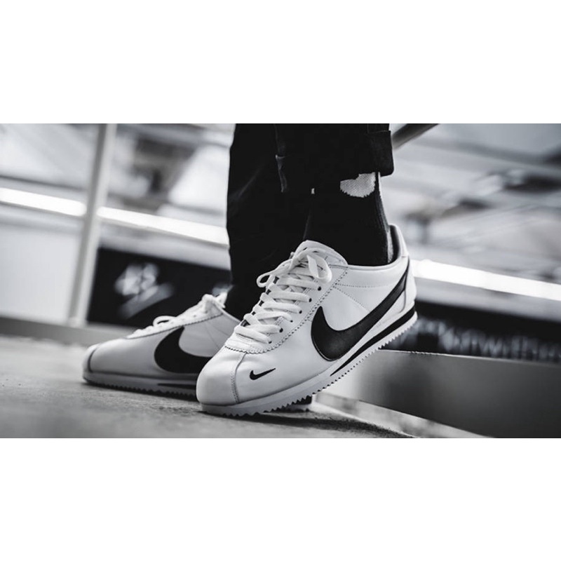 NIKE CLASSIC CORTEZ PREMIUM SWOOSH (807480 004) TRAINERS VARIOUS SIZES