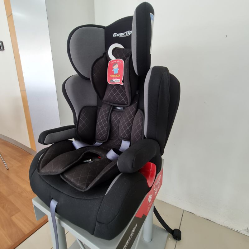 Up isofix outlet