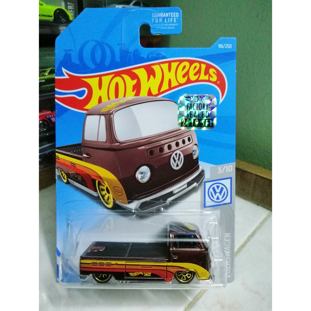 Hot wheels volkswagen store t2 pickup treasure hunt