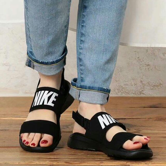 Tanjun shop sandals black