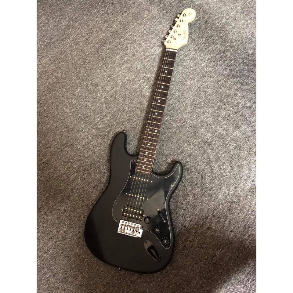 Matte black deals strat