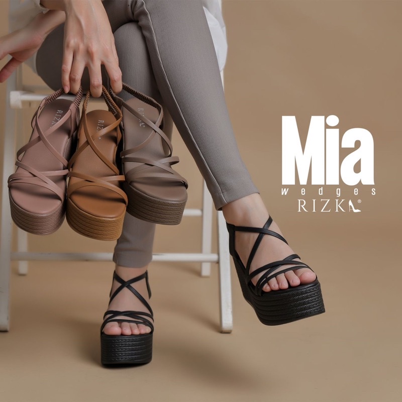 Mia wedges hot sale