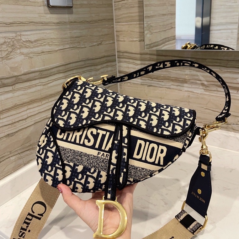 Christian dior best sale original bag