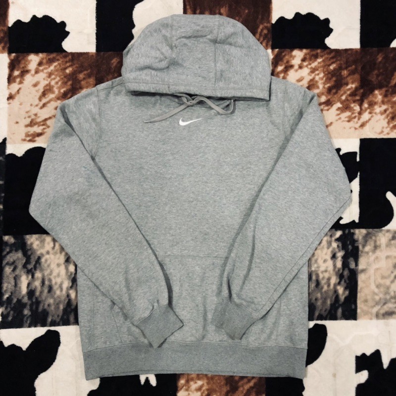 Nike center hotsell swoosh hoodie