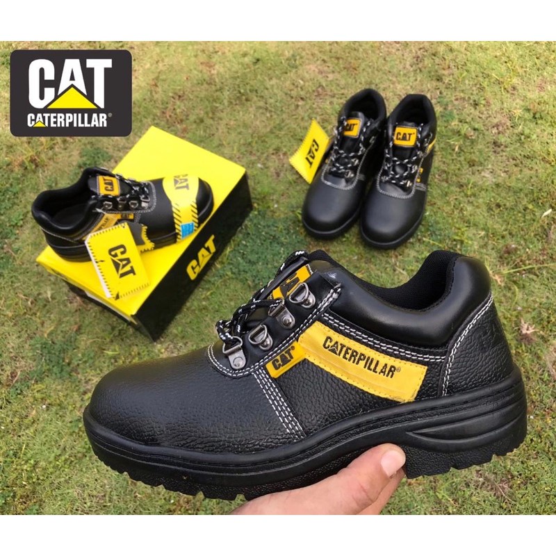 Kasut safety outlet caterpillar