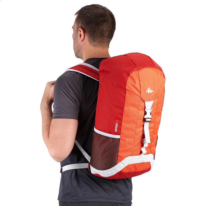 Decathlon 30 outlet litre backpack