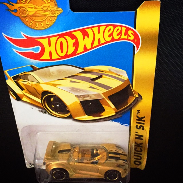 Hot wheels cheap gold car