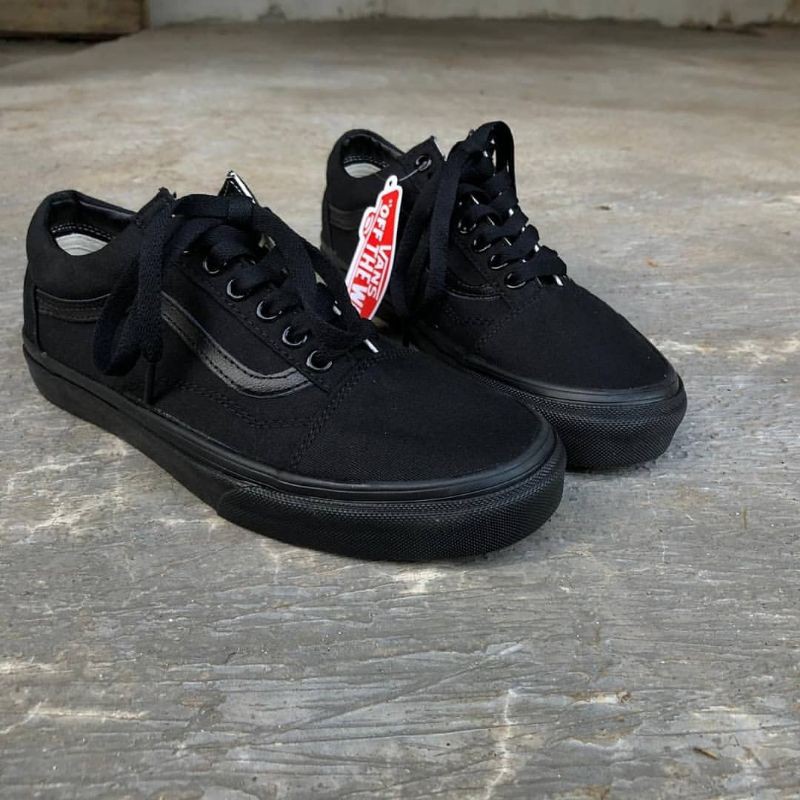 Vans all 2025 black name