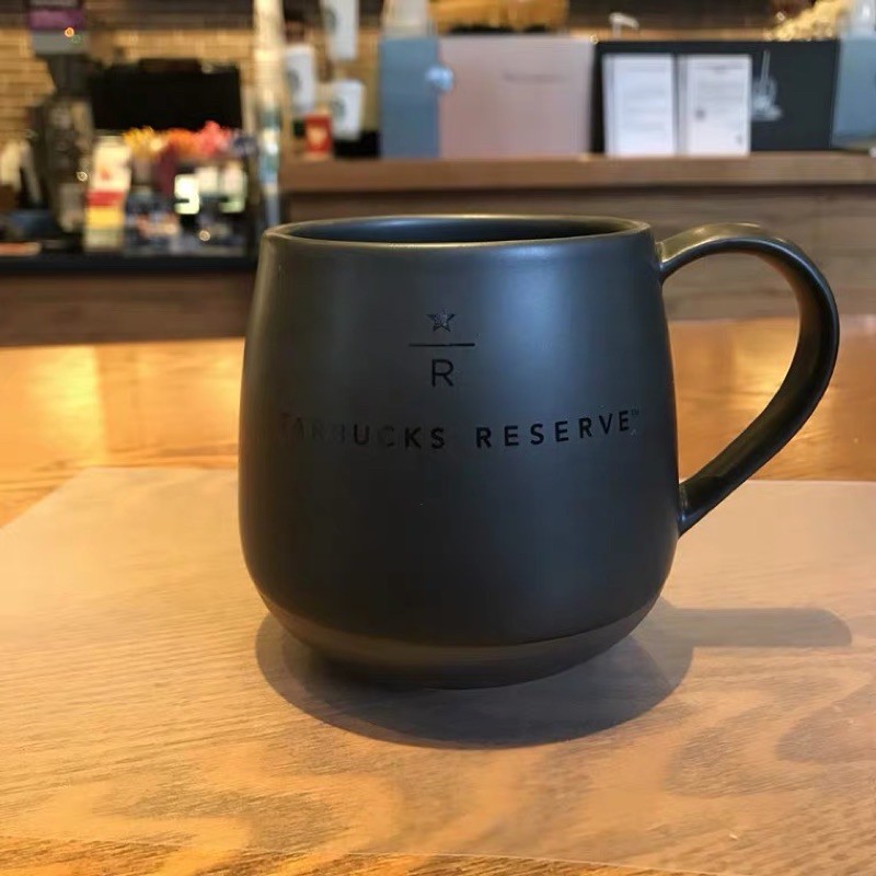 Starbucks deals reserve cups