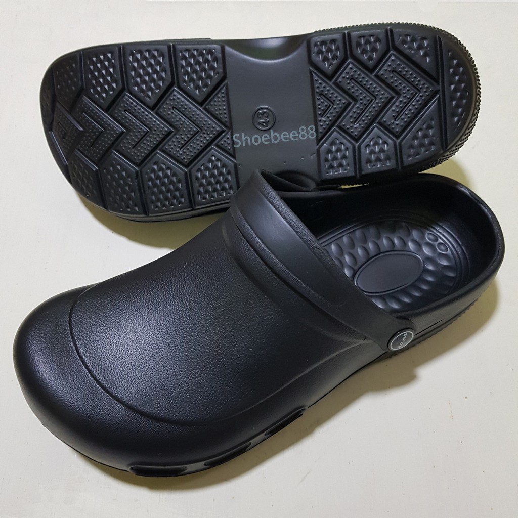 Crocs black no discount holes