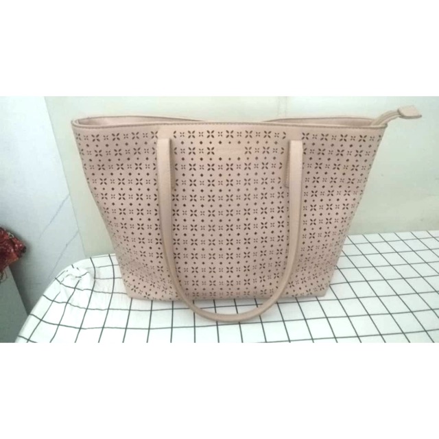 Marie claire outlet bata handbags