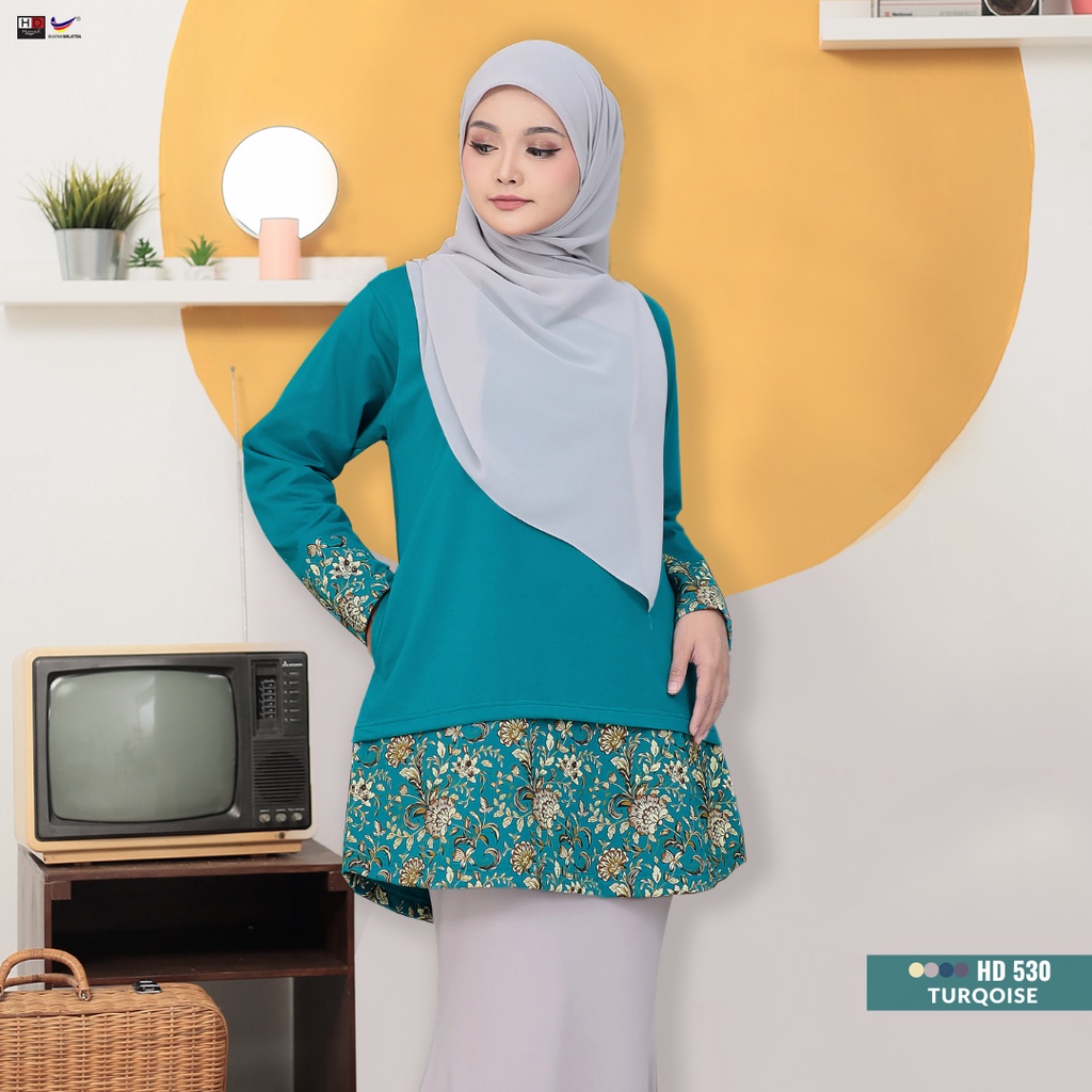 T store shirt muslimah