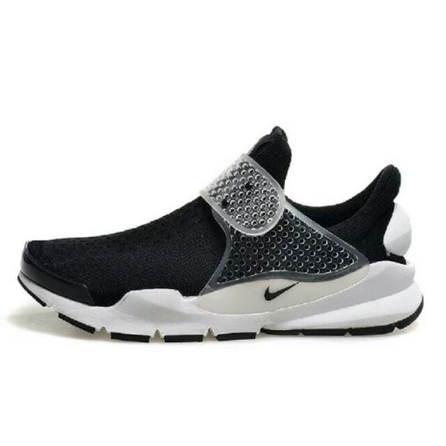 Nike sock store dart junior