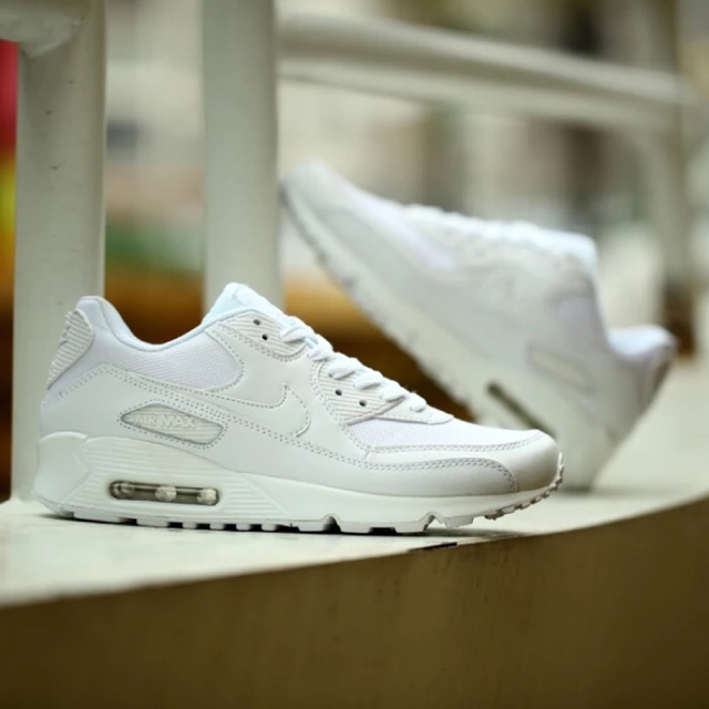 Air max 90 outlet all white leather womens