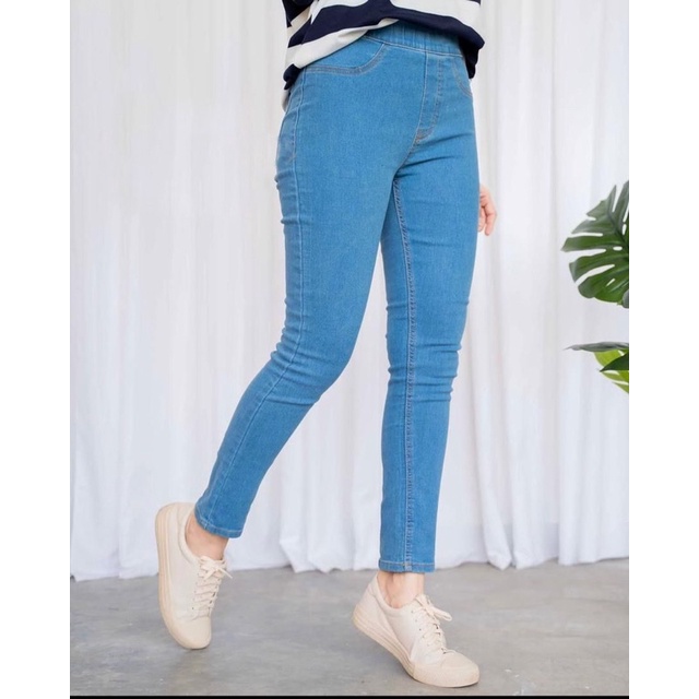 Skin color hot sale jeggings