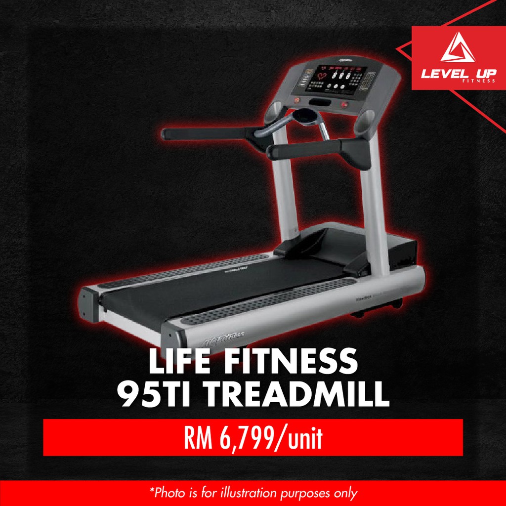 Life Fitness 95TI Treadmill Pre Loved Sabah Sarawak Only