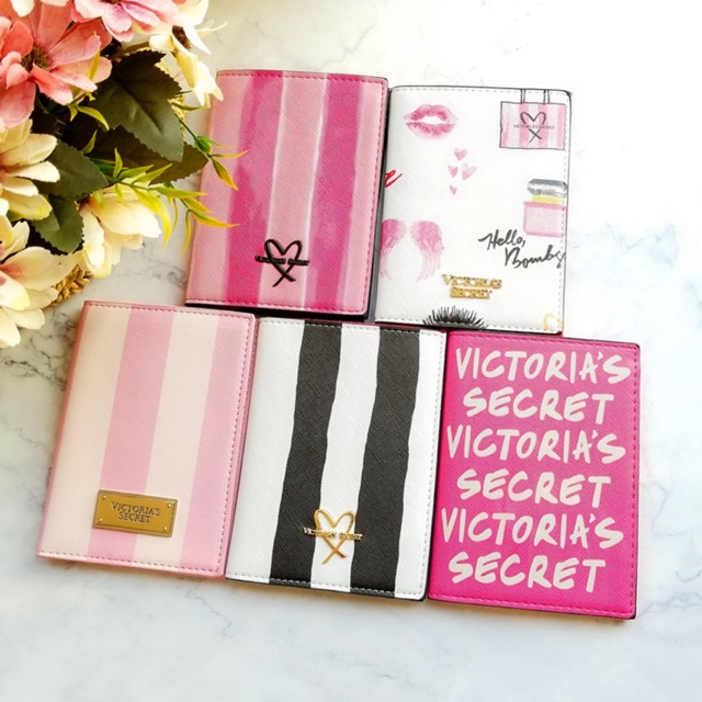 🔥🔥 Victoria’s Secret Passport Holder READY STOCK 🔥🔥